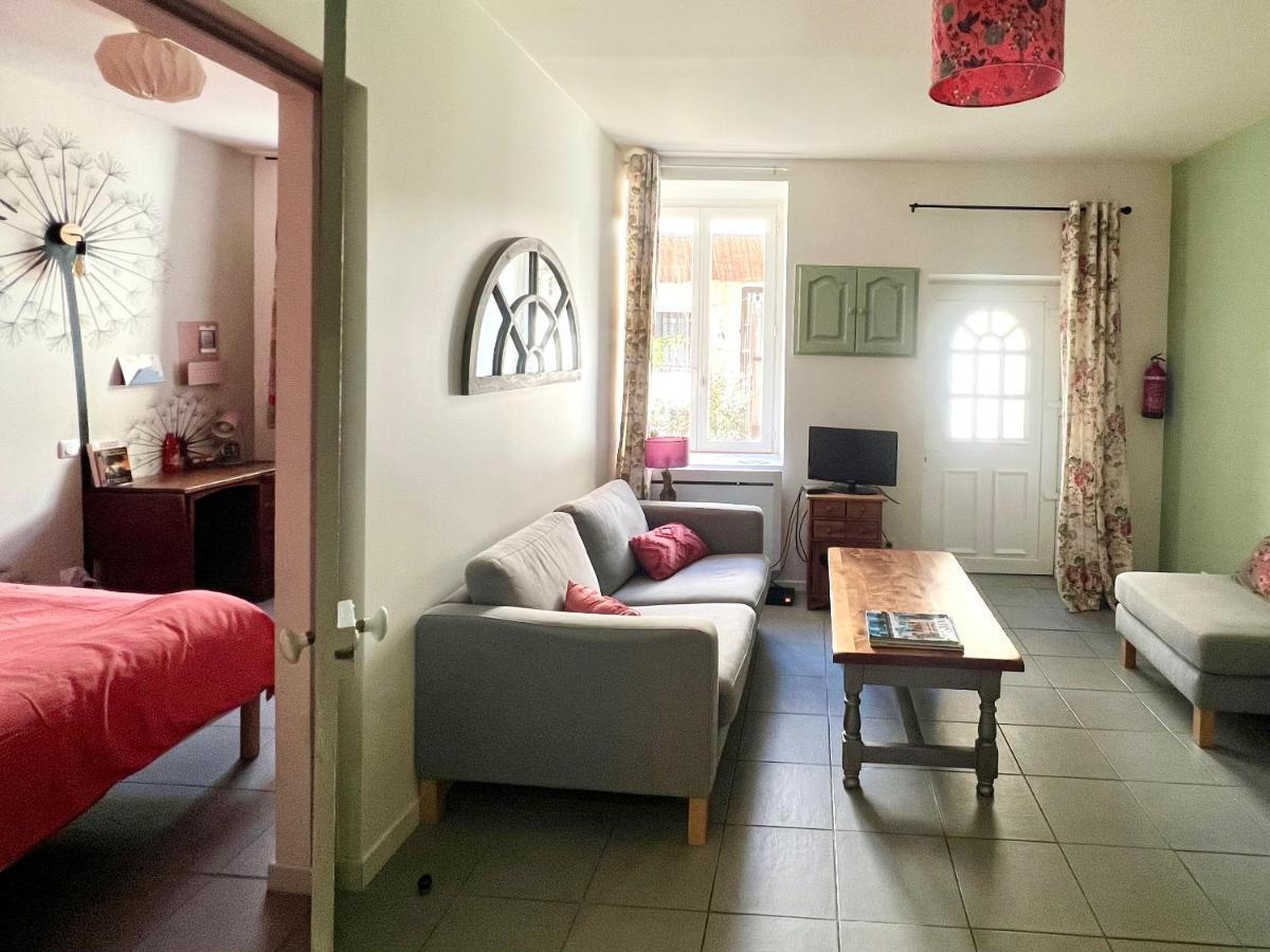 La Courette - T2 Plus Parking Gratuit Nîmes Exteriér fotografie